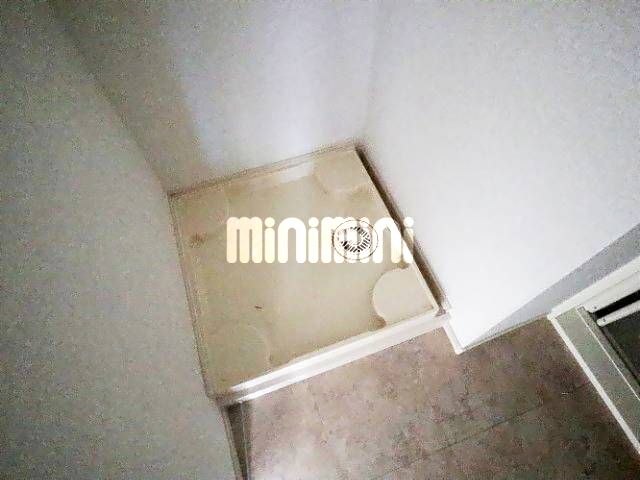 ����11