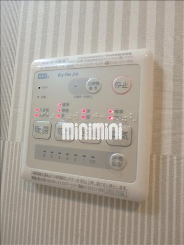 ����7
