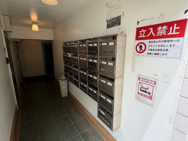 ����10