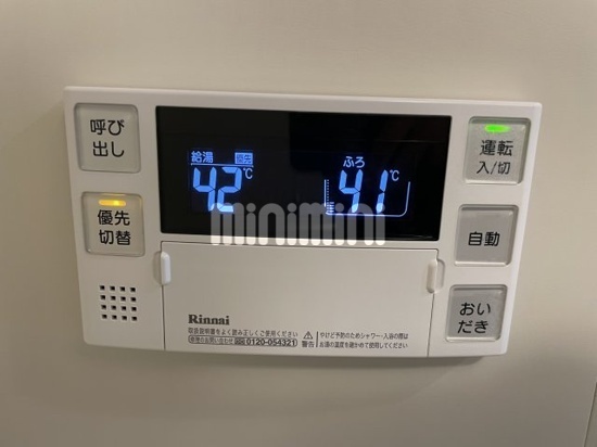 ����11
