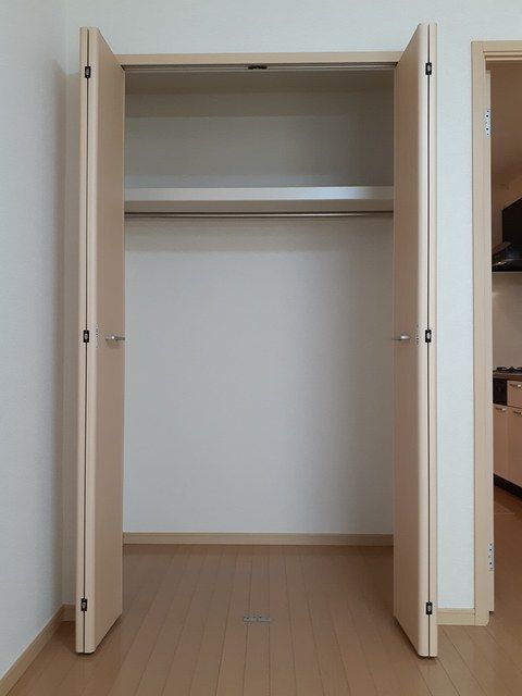 ����6