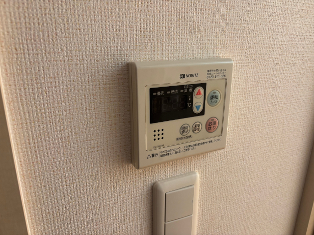 ����10