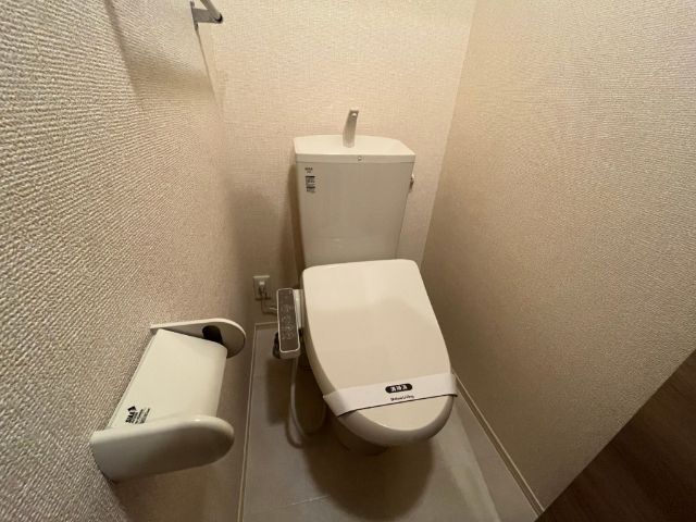 ����5