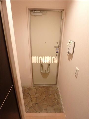 ����8