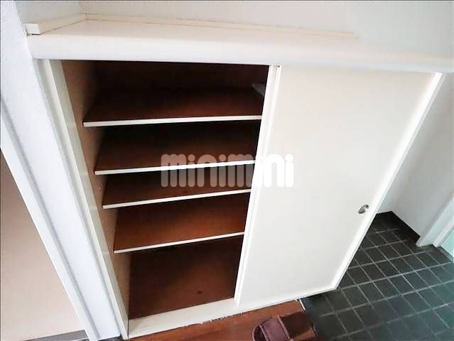 ����14