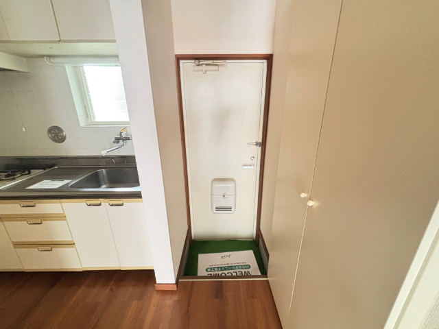 ����7