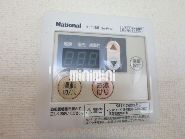 ����11