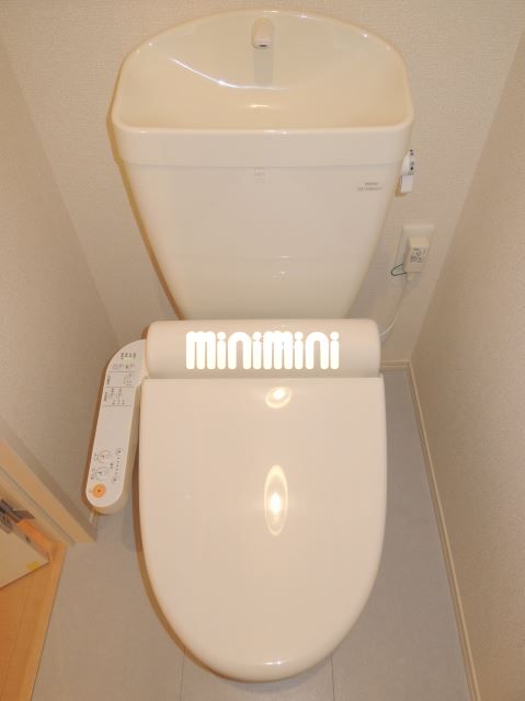 ����5