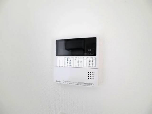 ����10