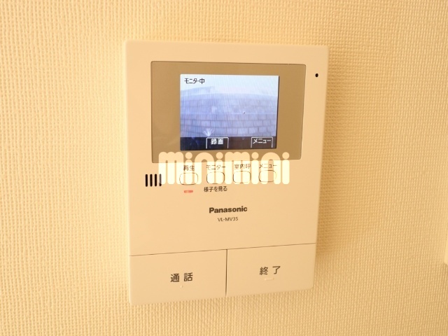 ����11