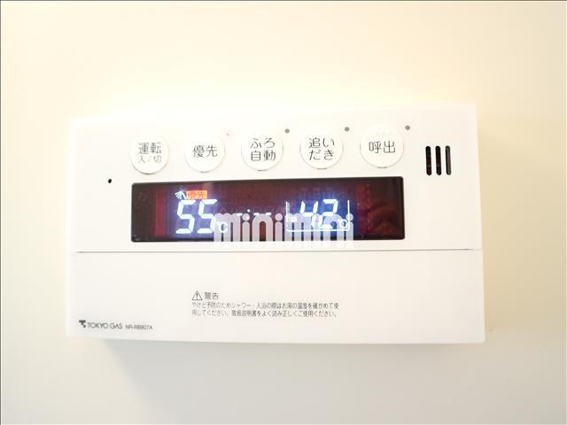 ����10