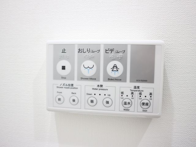 ����13
