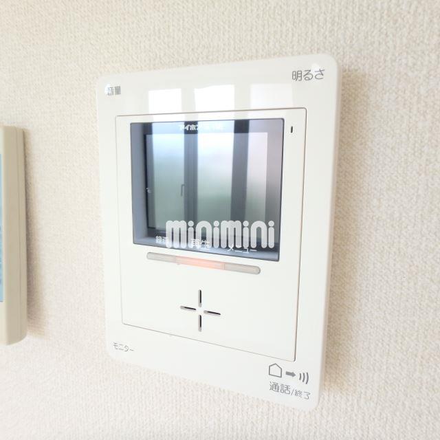 ����10