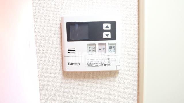 ����13