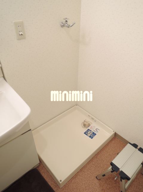 ����8