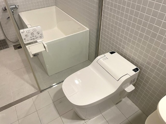 ����6