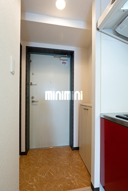 ����6