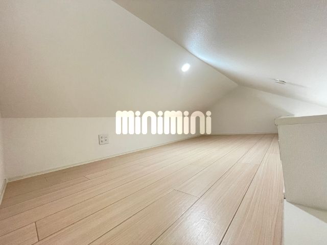 ����6