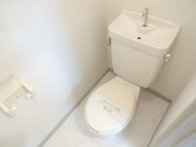 ����5