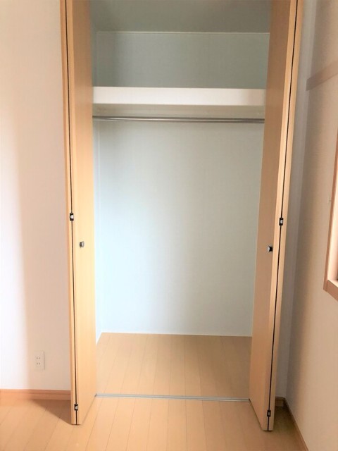 ����2