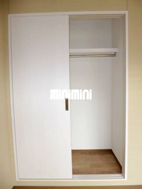 ����7