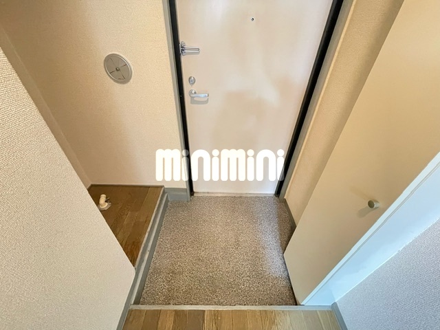 ����8