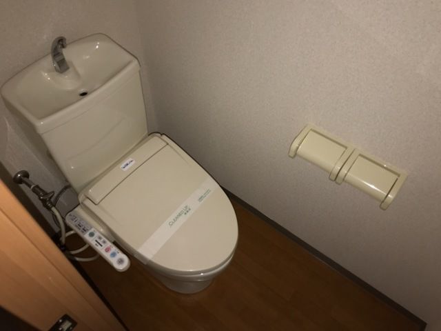 ����5
