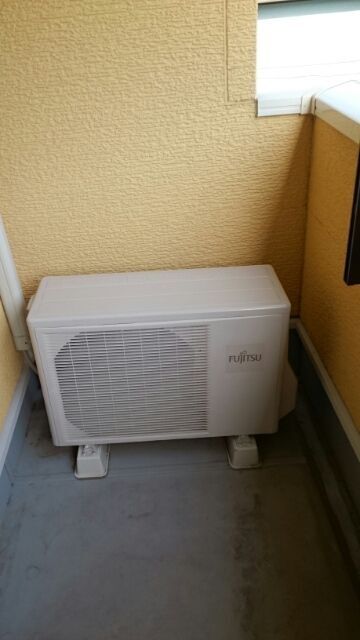 ����9