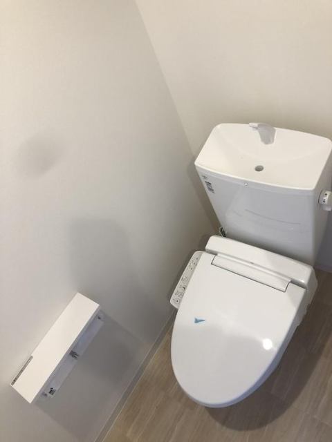����5