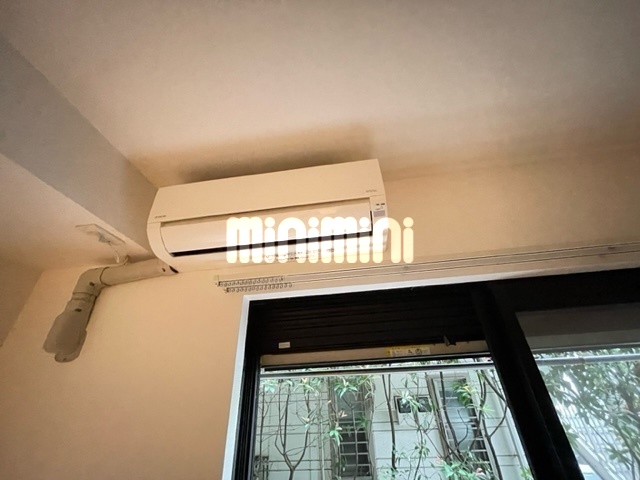 ����10