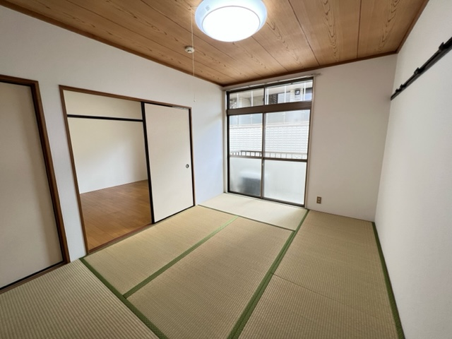 ����2