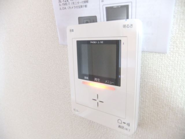 ����11