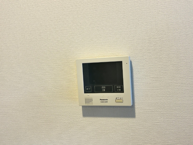 ����11