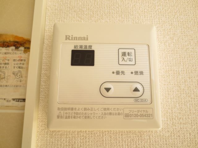 ����11