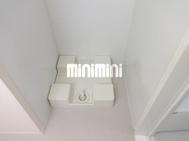 ����7