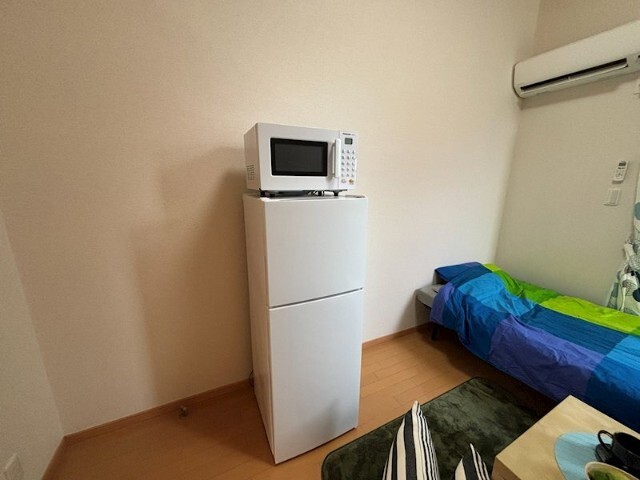 ����7