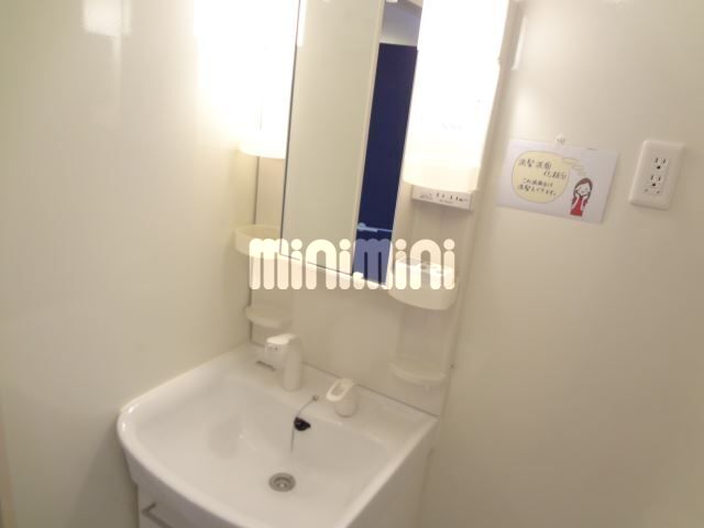 ����6
