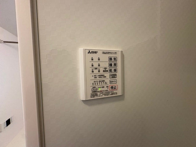 ����10