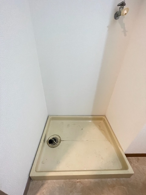 ����11