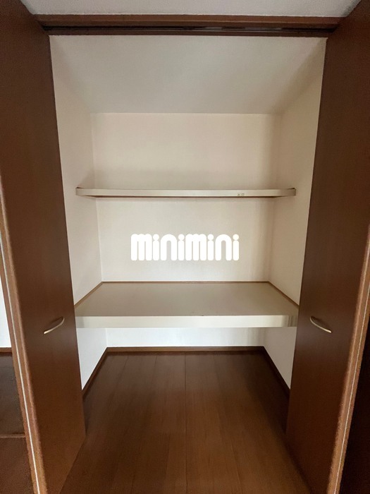 ����6