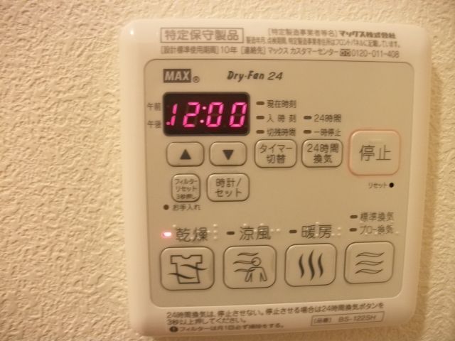 ����8