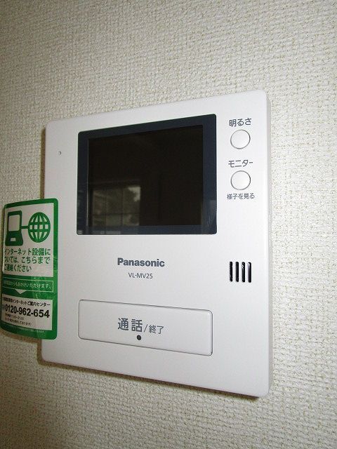 ����10
