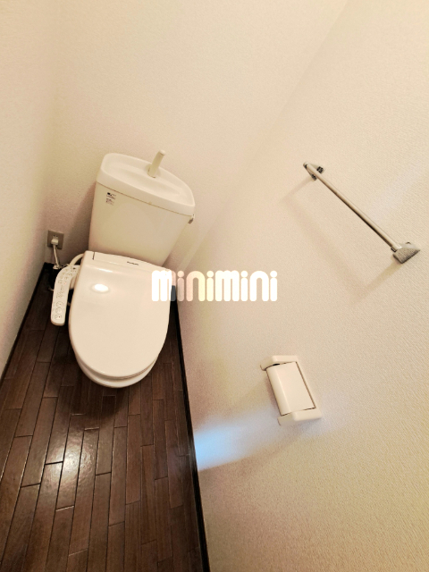 ����7