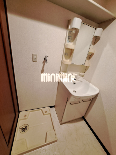 ����6