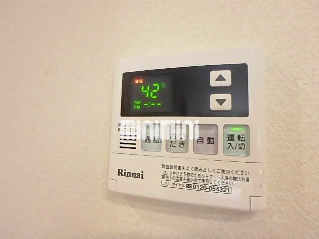 ����17