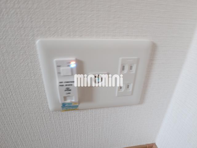 ����19