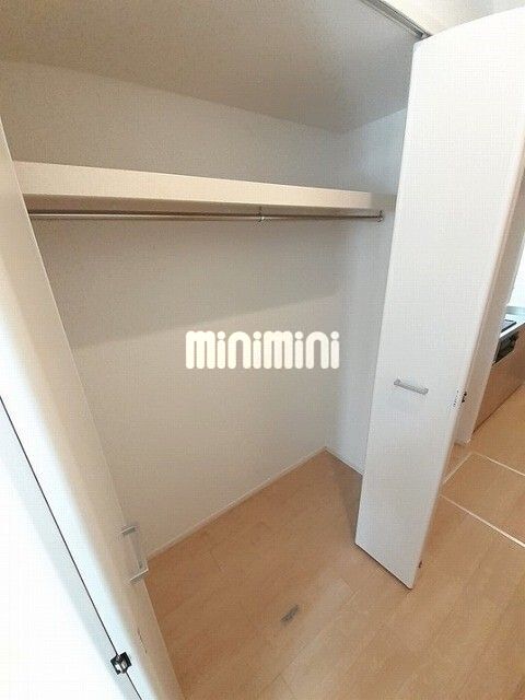 ����6