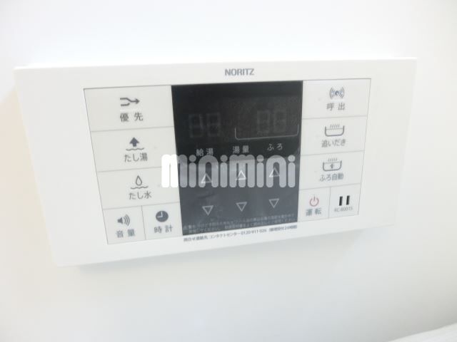 ����13