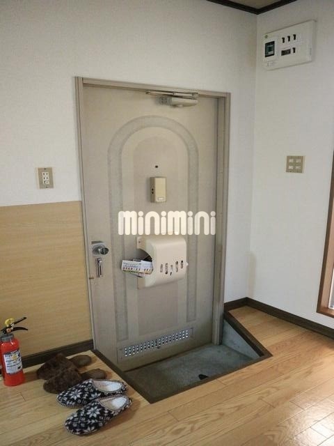 ����8