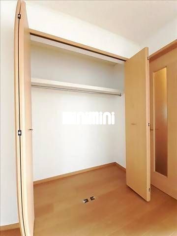 ����6